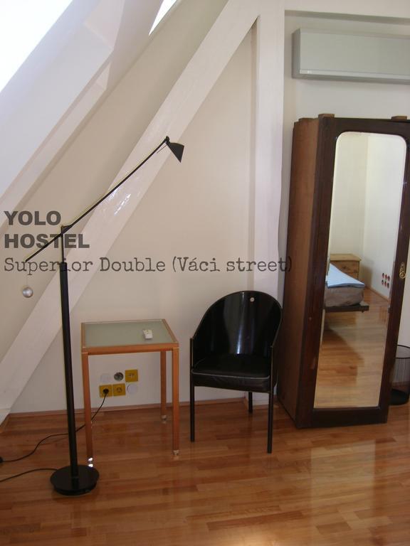 Yolo Hostel Budapest Rom bilde