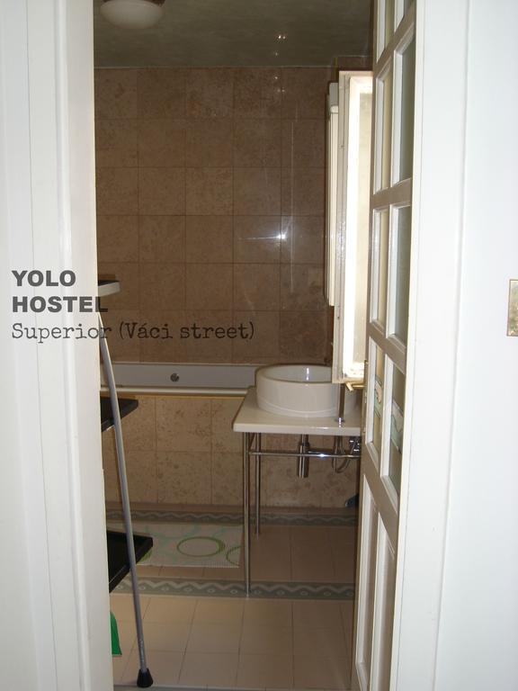 Yolo Hostel Budapest Rom bilde