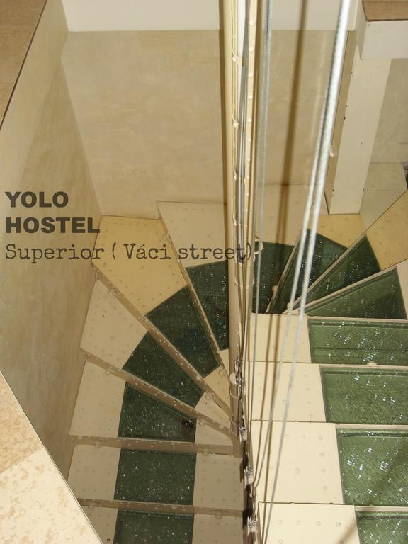 Yolo Hostel Budapest Eksteriør bilde