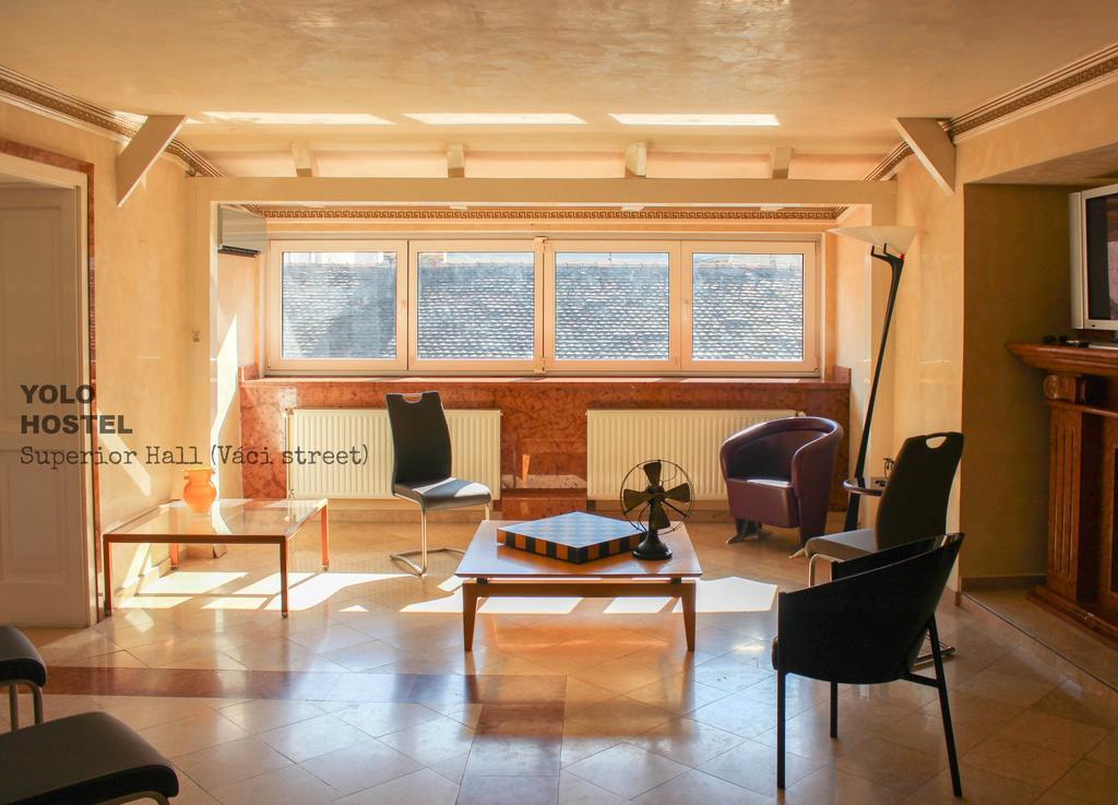 Yolo Hostel Budapest Eksteriør bilde