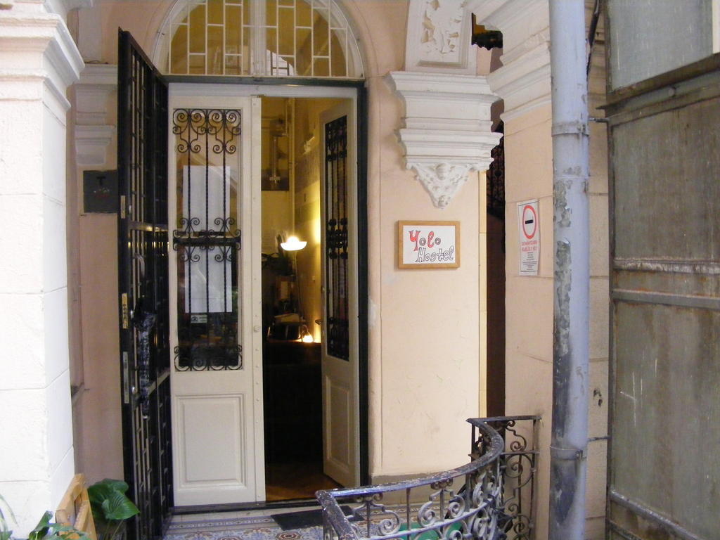 Yolo Hostel Budapest Eksteriør bilde