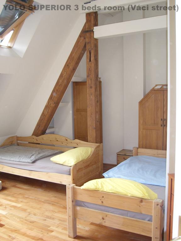Yolo Hostel Budapest Eksteriør bilde